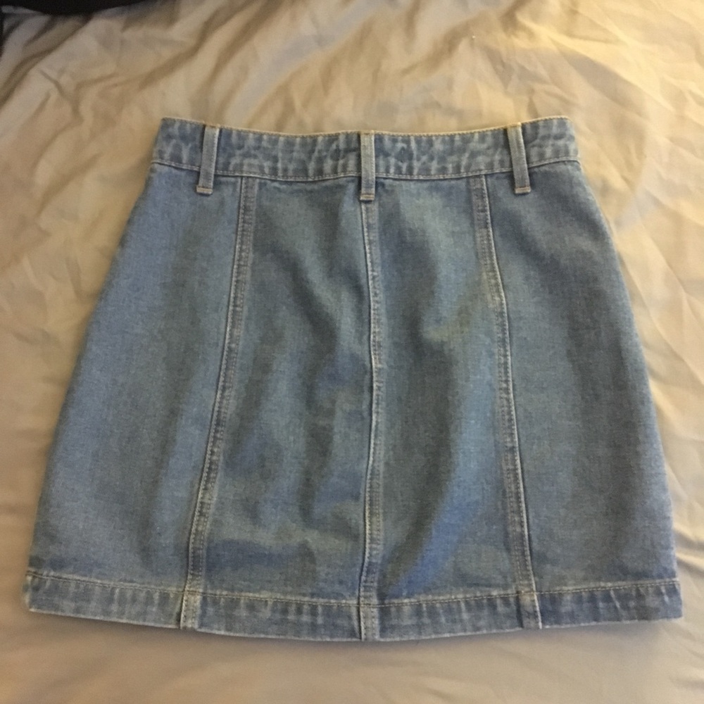 Button down skirt - Picture 2 of 3